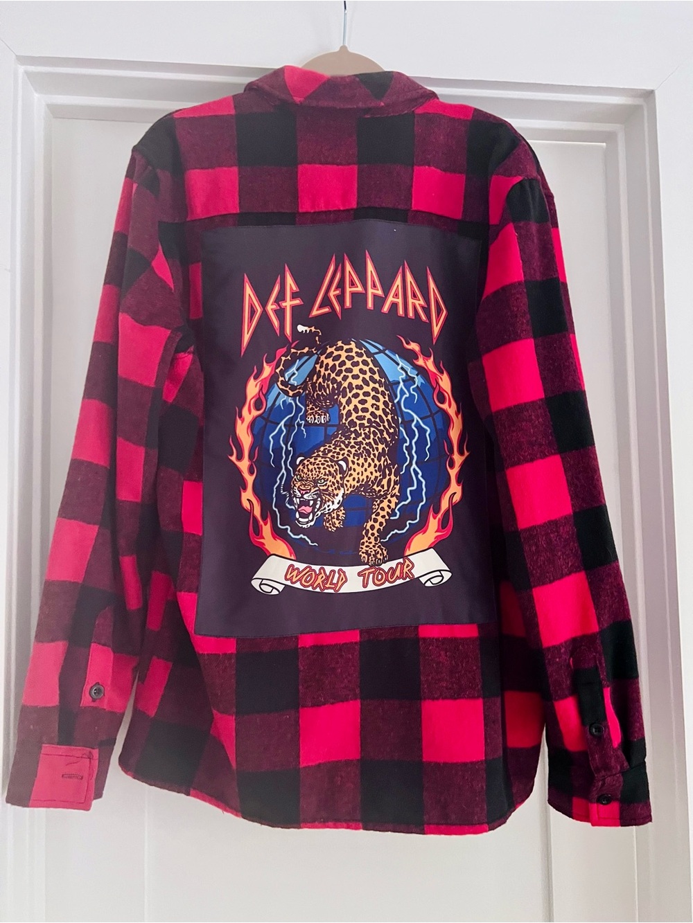 REASON ❤️🖤 DEF LEPPARD FLANNEL
